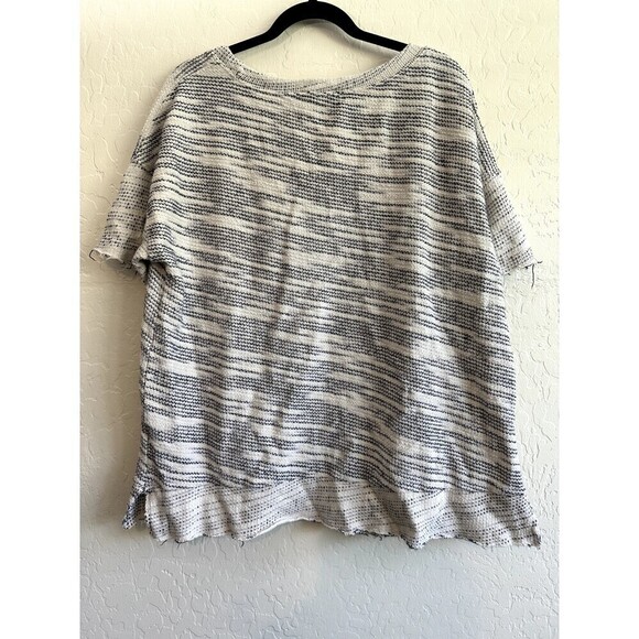 Free People Beach Short Sleeve Textured Oversized Top Woman's Size L Distressed - Picture 13 of 16